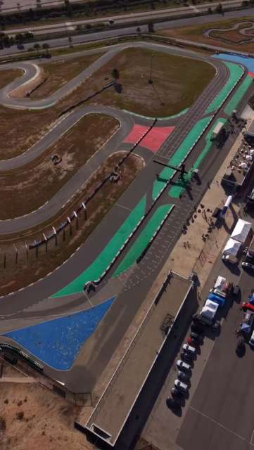 Ja cá estamos!
Portimão recebe-nos com um fim-de-semana incrível de sol! ☀️ para a 2a prova do Campeonato Portugal de Karting!

#cpkarting #campeonatoportugalkarting #ondenascemcampeoes #portimao