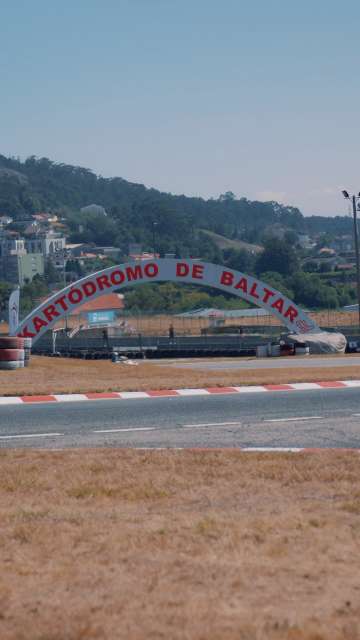 Primeiro dia do fim-de-semana de prova em Baltar foi assim: muita adrenalina, muitas curvas e a temperatura a subir!

A penúltima prova do CPK promete e amanhã há mais! 🏁🏎️